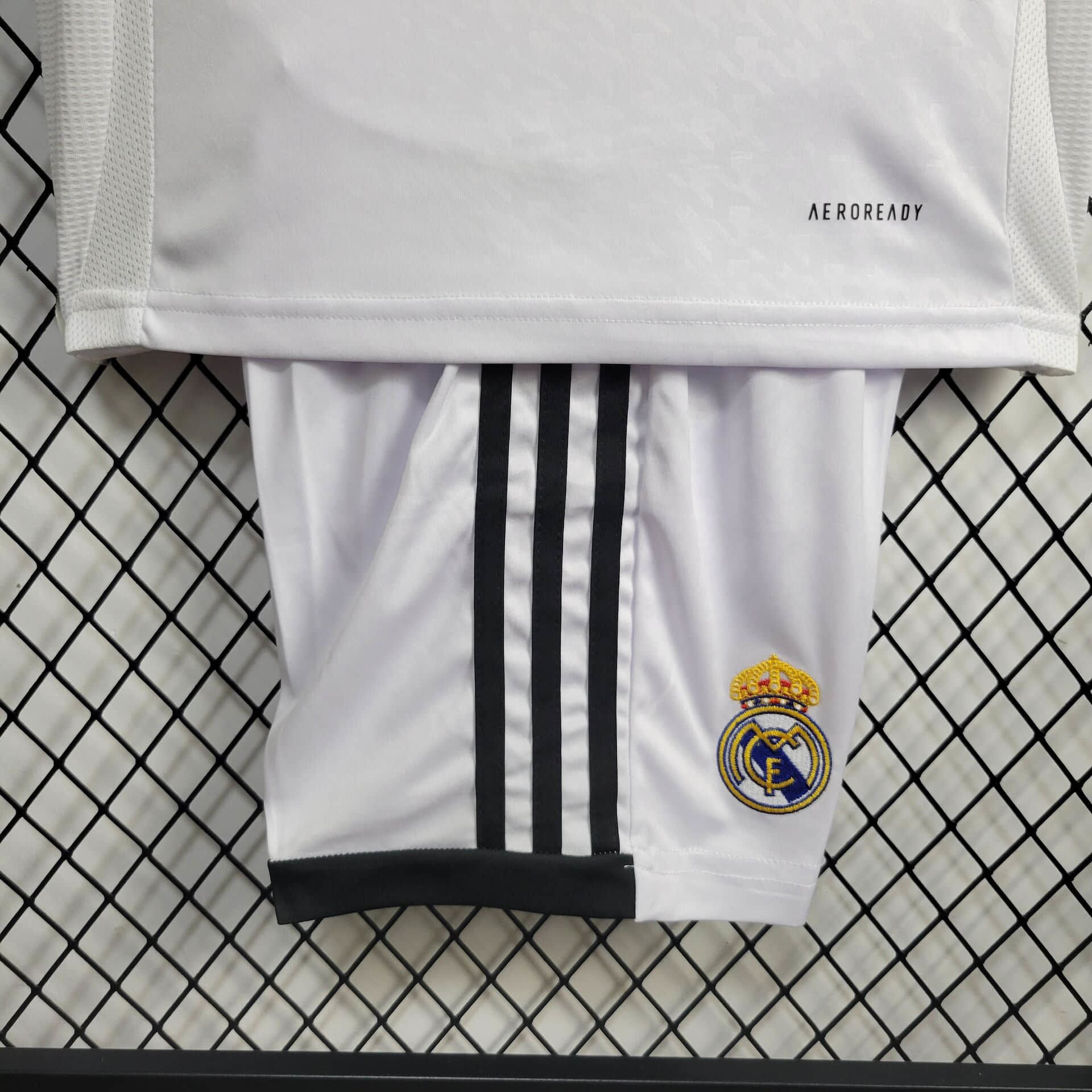 2425 Kids Real Madrid Home (7).jpg