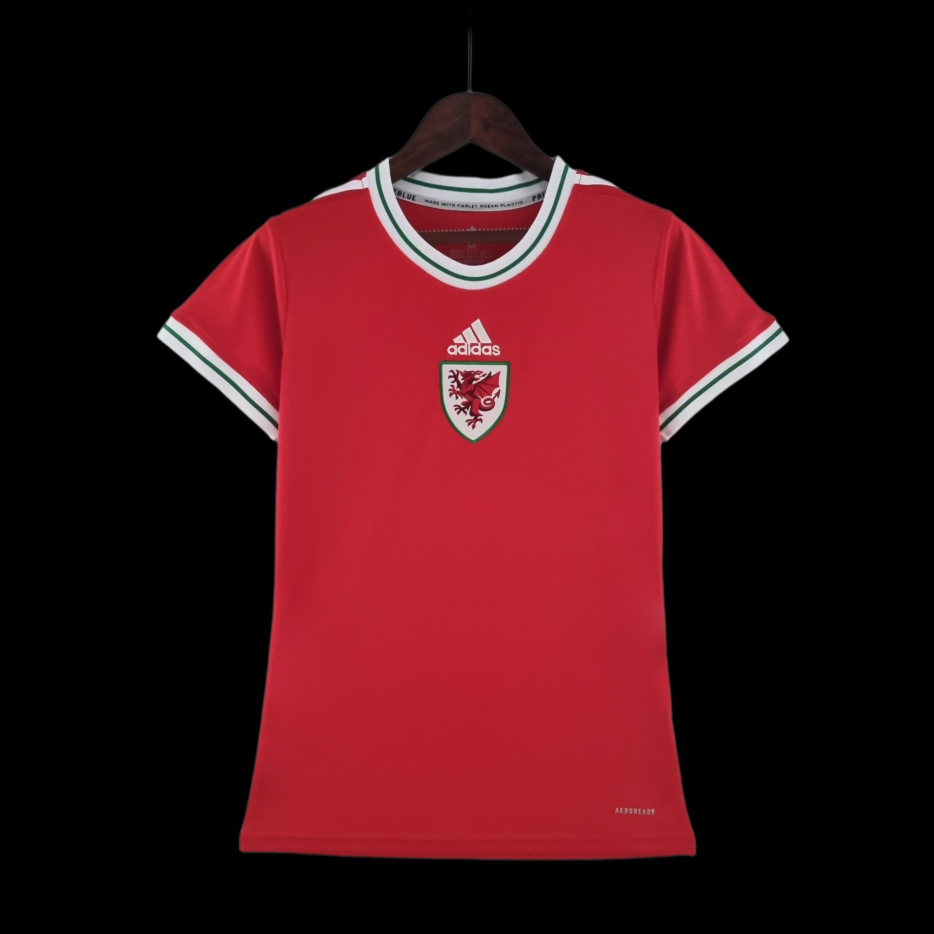 2022 women Wales Red S-XL