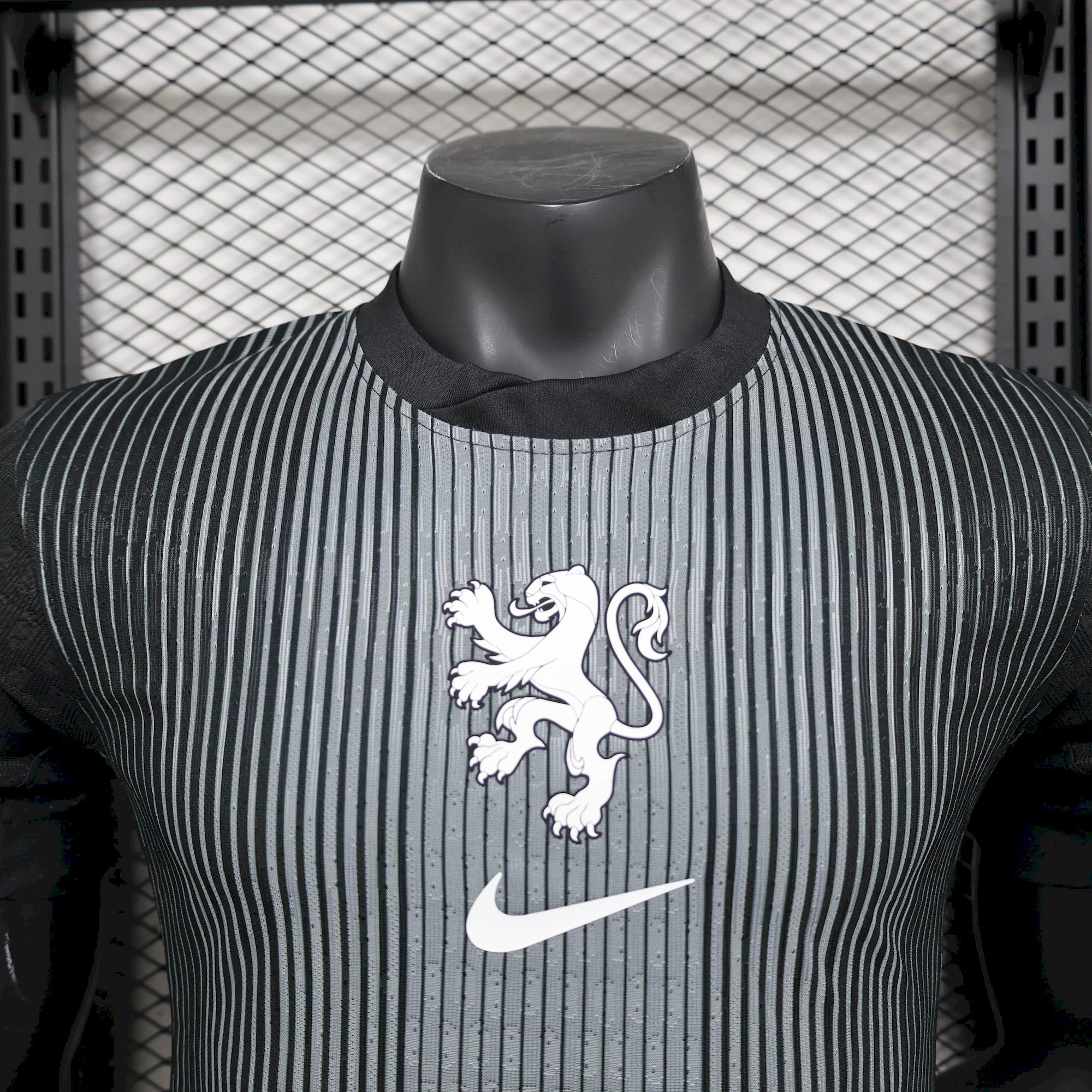 Player Netherlands goalkeeper 2526 Football team shirt Jersey Sports s (9).jpg