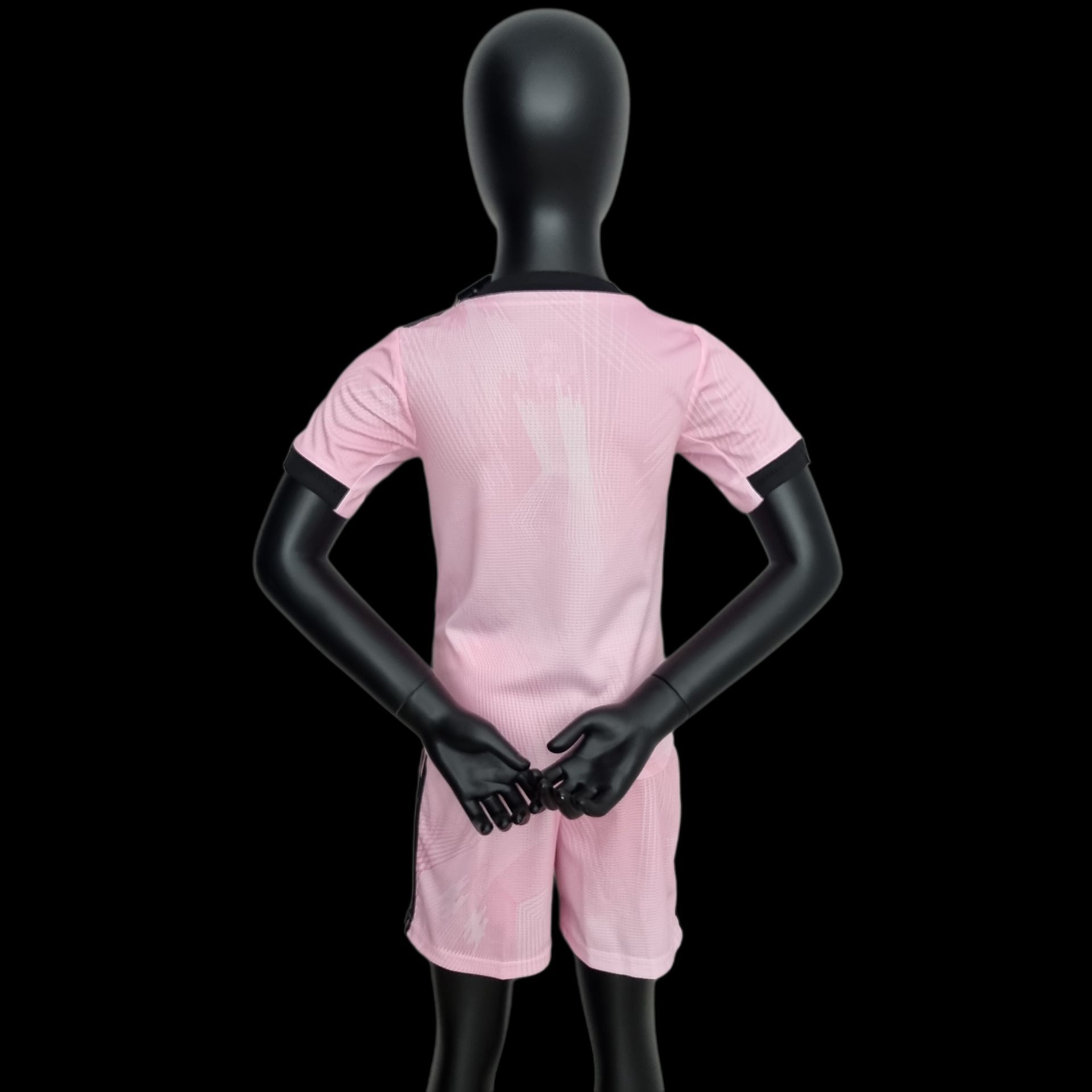 8C59BE9AB00593AE40EAD999D056E904.png