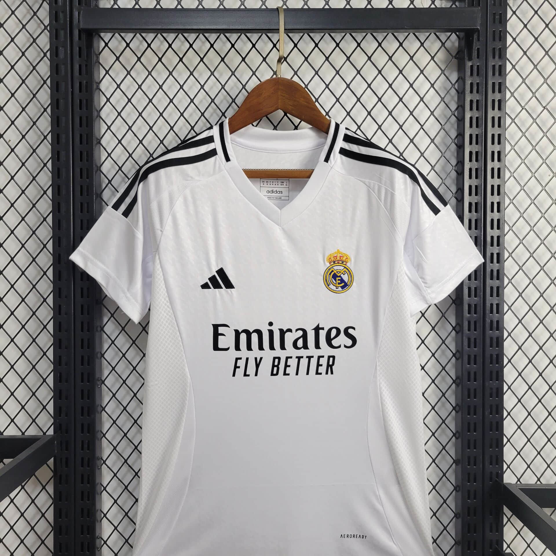 2425 women Real Madrid Home (2).jpg