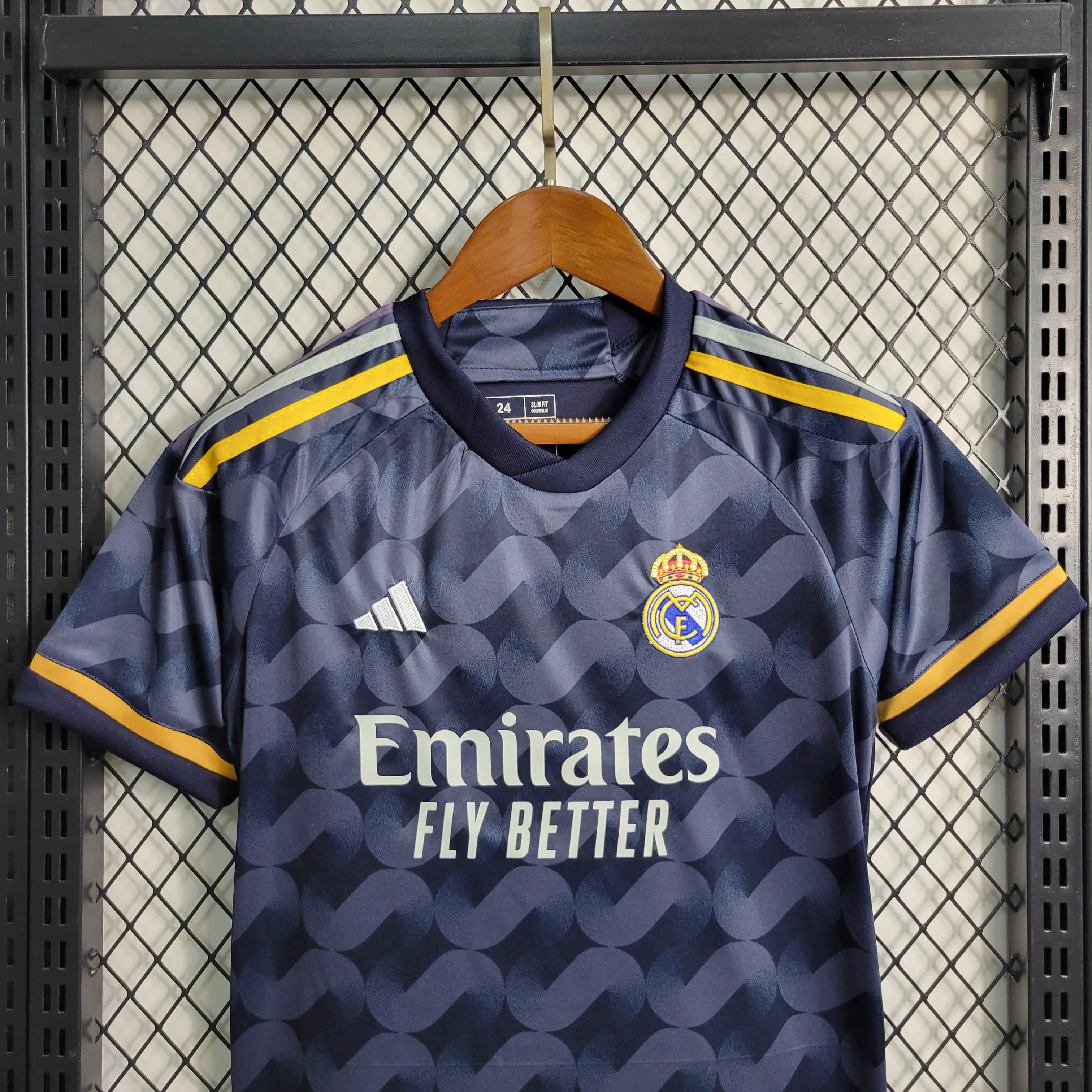 2324 KIDS Real Madrid away size 16-28 (5).jpg