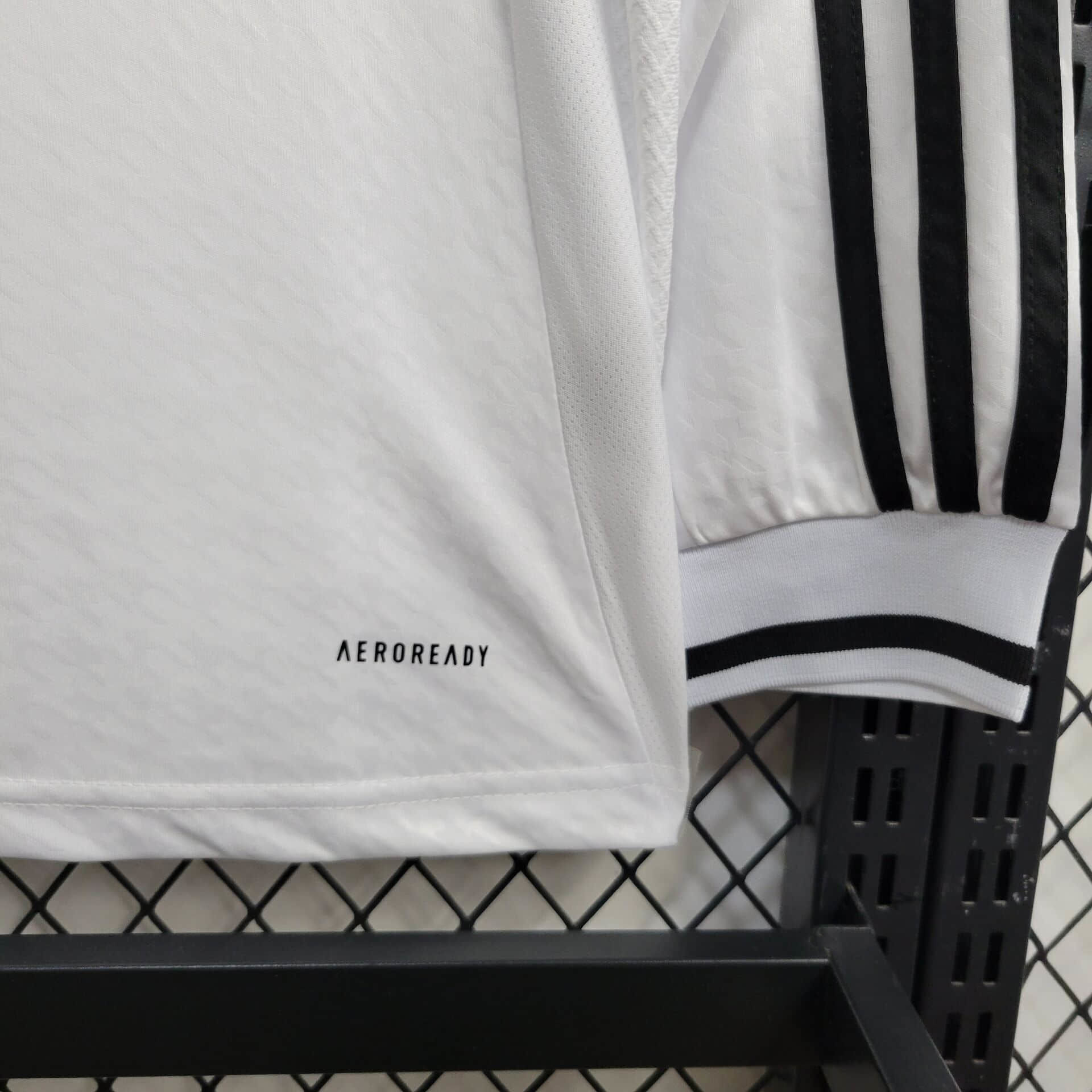 2425 Real Madrid Home Long sleeve (2).jpg
