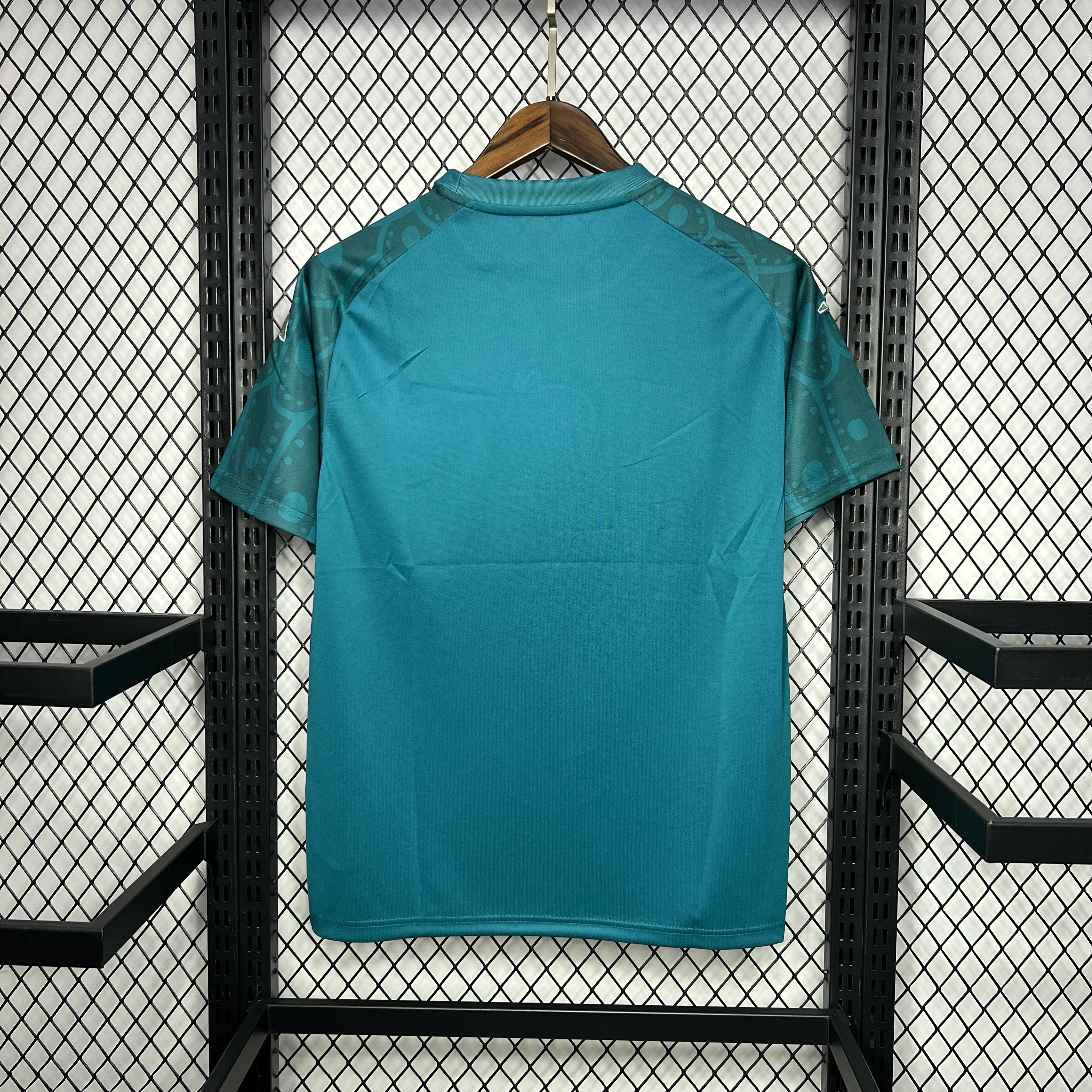 de76ef13bcdb6d38b6cf886ca83b08e7.jpg