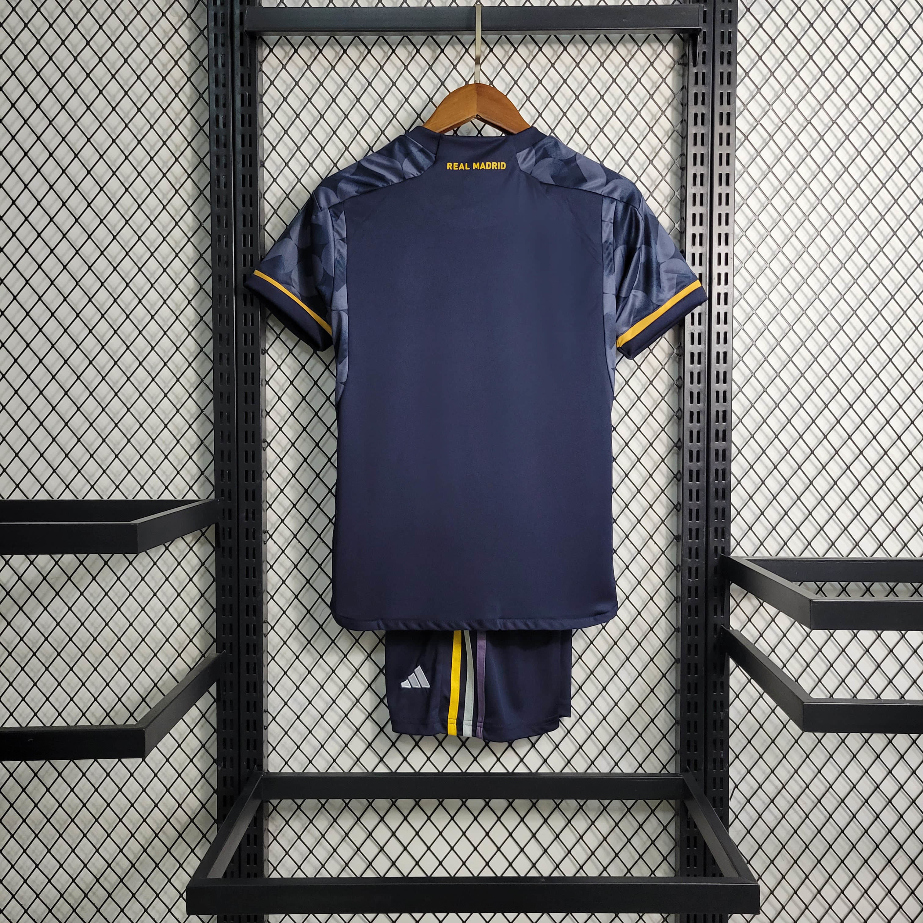 2324 KIDS Real Madrid away size 16-28 (4).jpg
