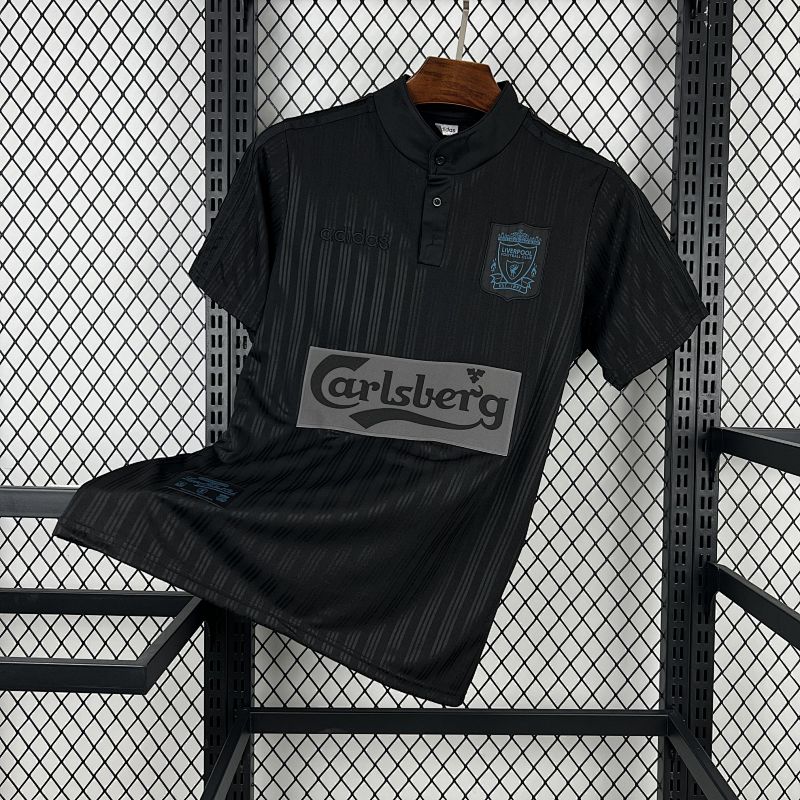 Retro Liverpool 1995/96 Black Jersey