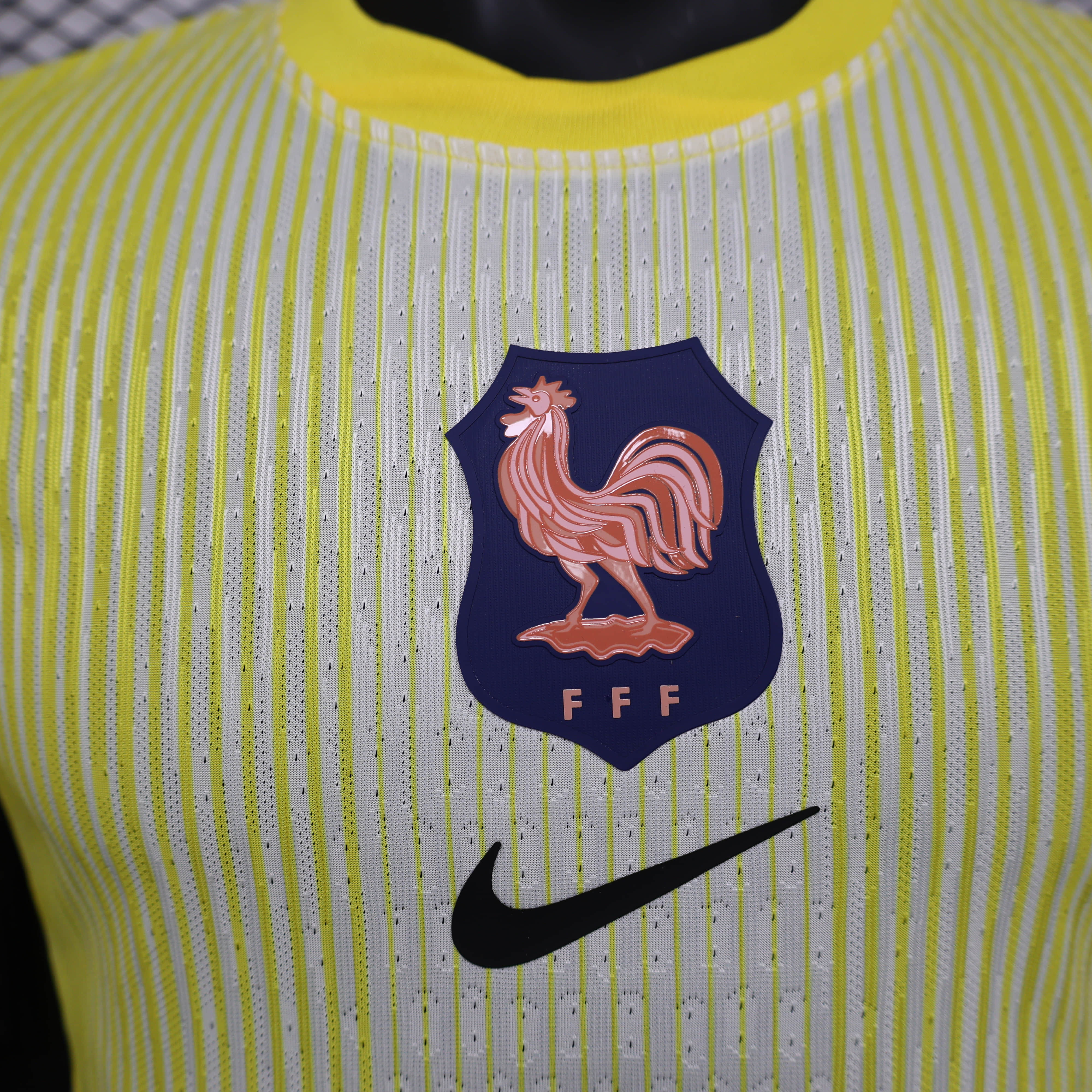 Player  France goalkeeper 2526 Football team shirt Jersey Sports shir (5).jpg