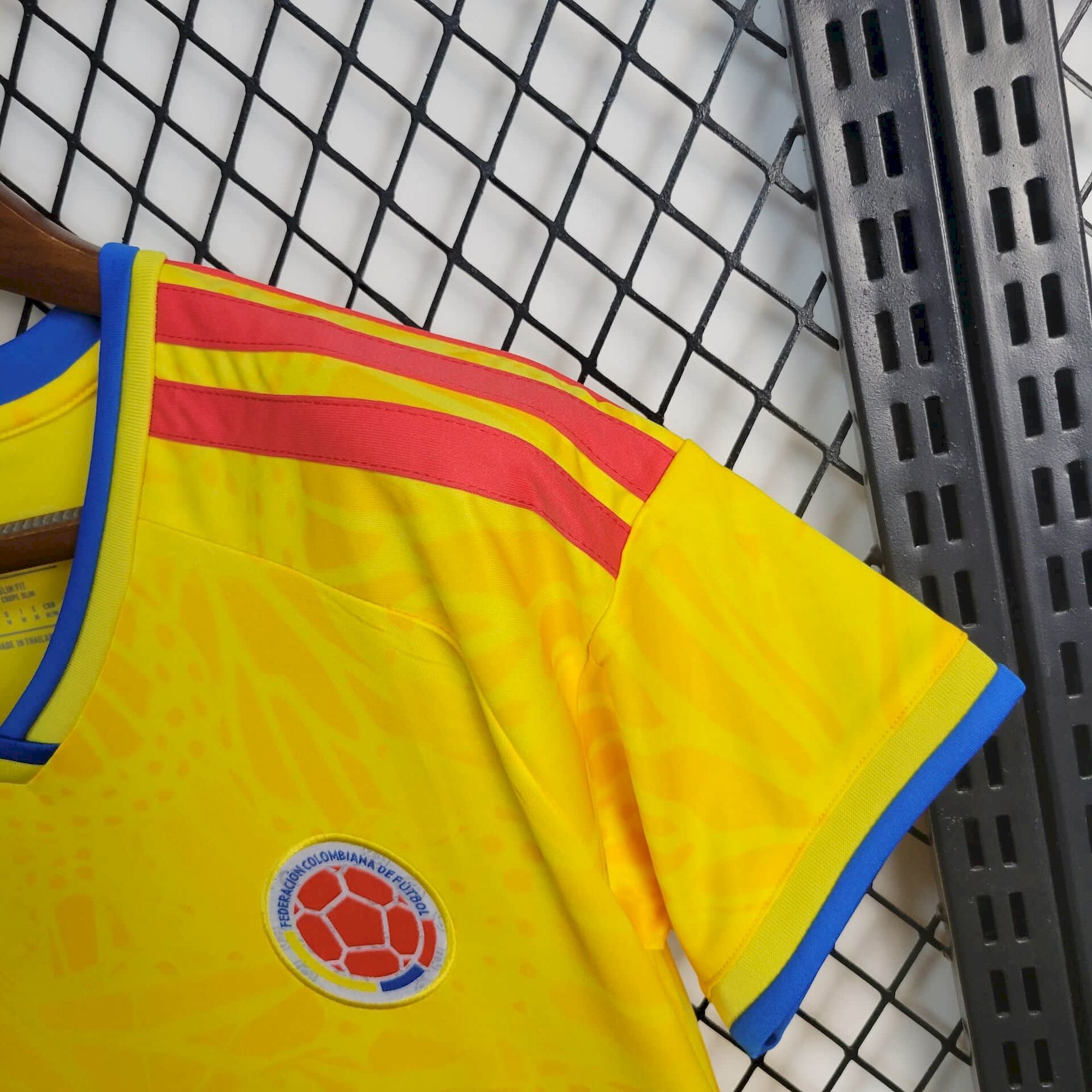 women Colombia Home 2026 World Cup New Season Football Jersey Sports Shirt (4).jpg