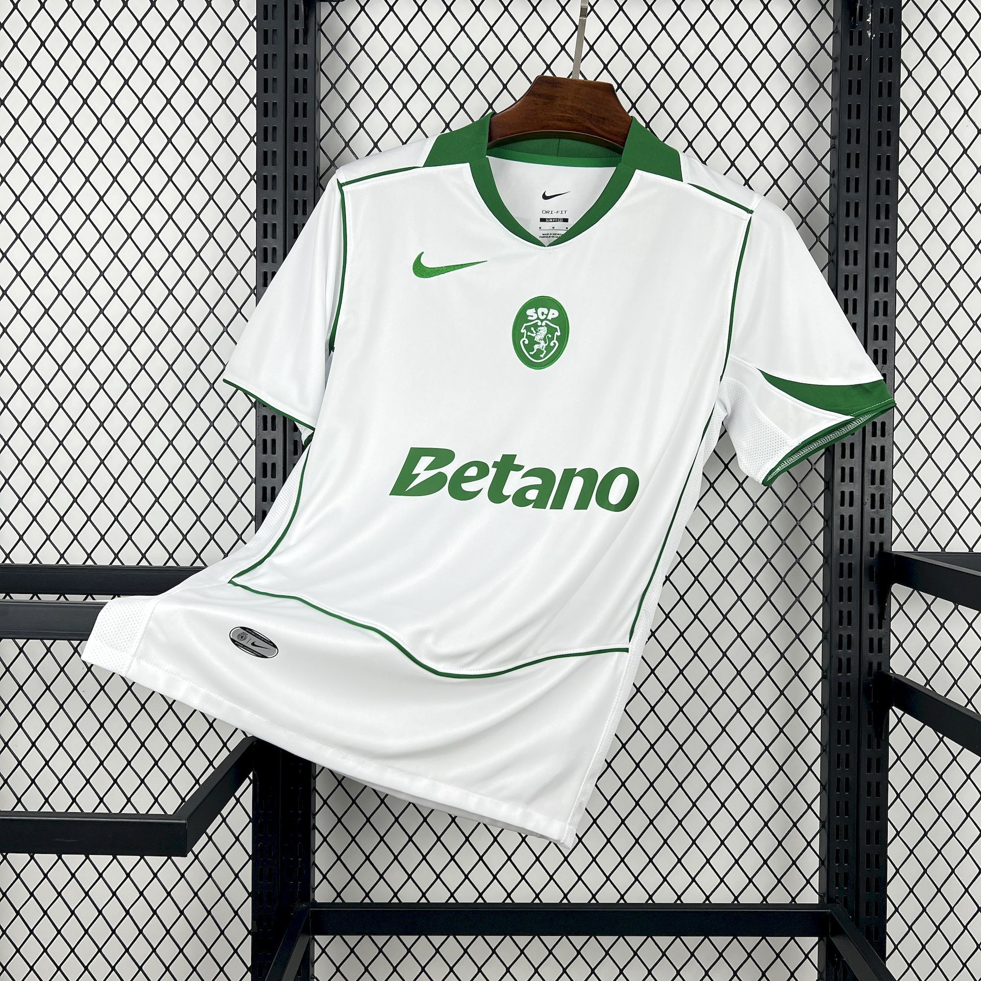 Sporting CP 2025/26 TOTAL 90 Jersey