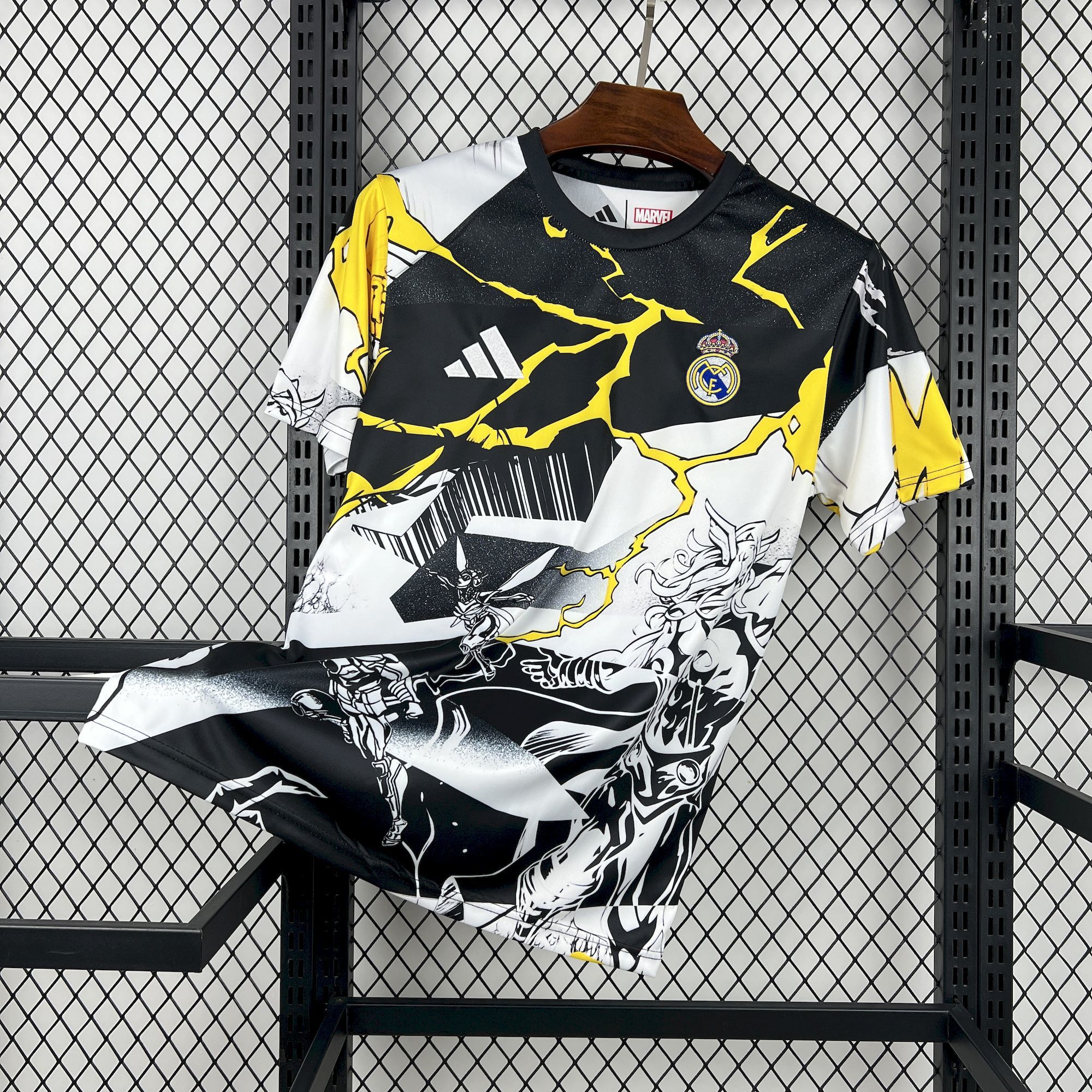 Mens Real Madrid 2025/26 Pre-Match Jersey