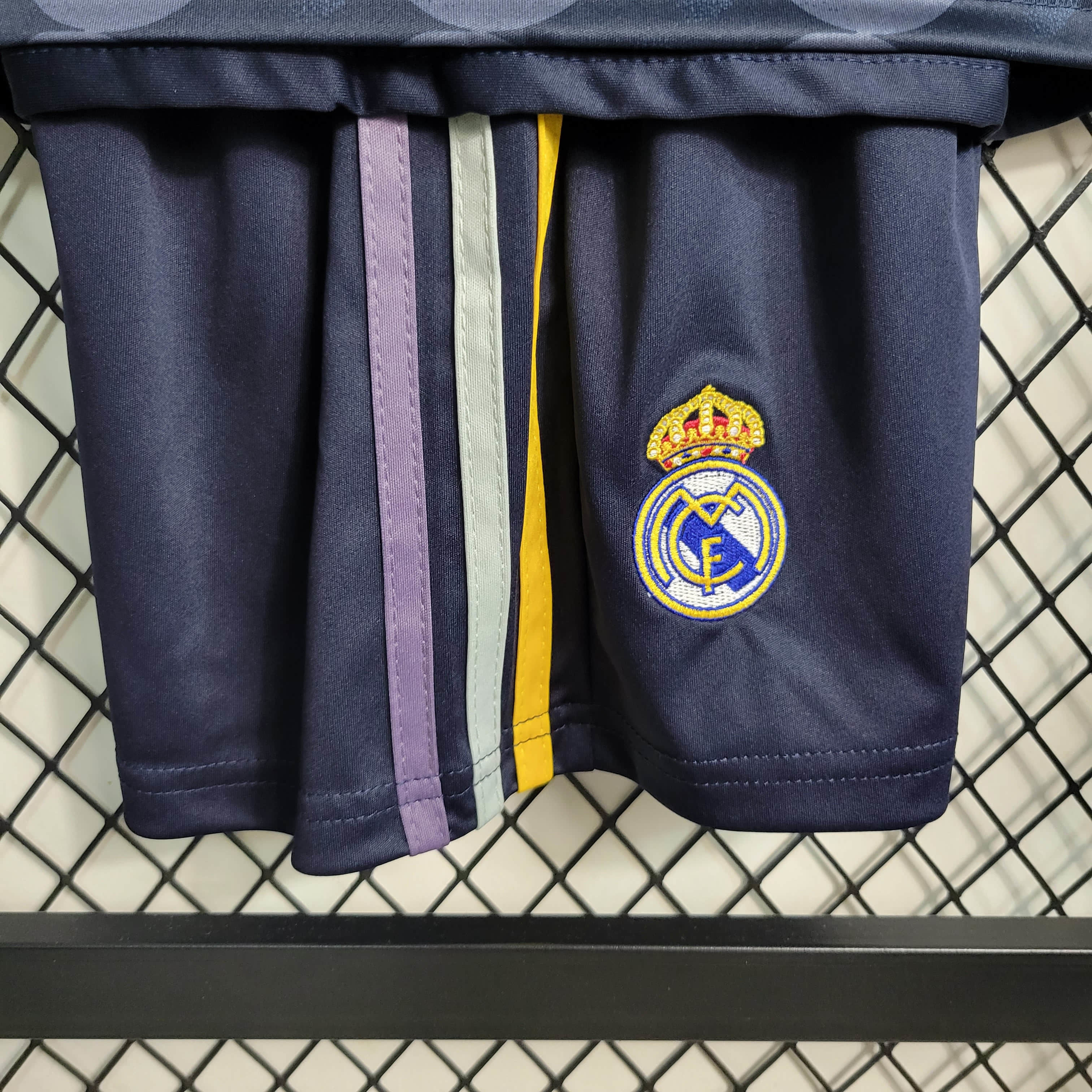 2324 KIDS Real Madrid away size 16-28 (9).jpg