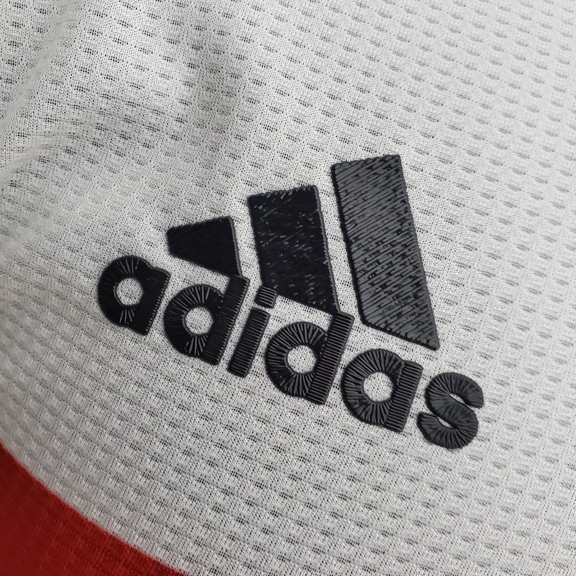 9E2B304E5C3B95CFBCF9EE73D8525F46.png