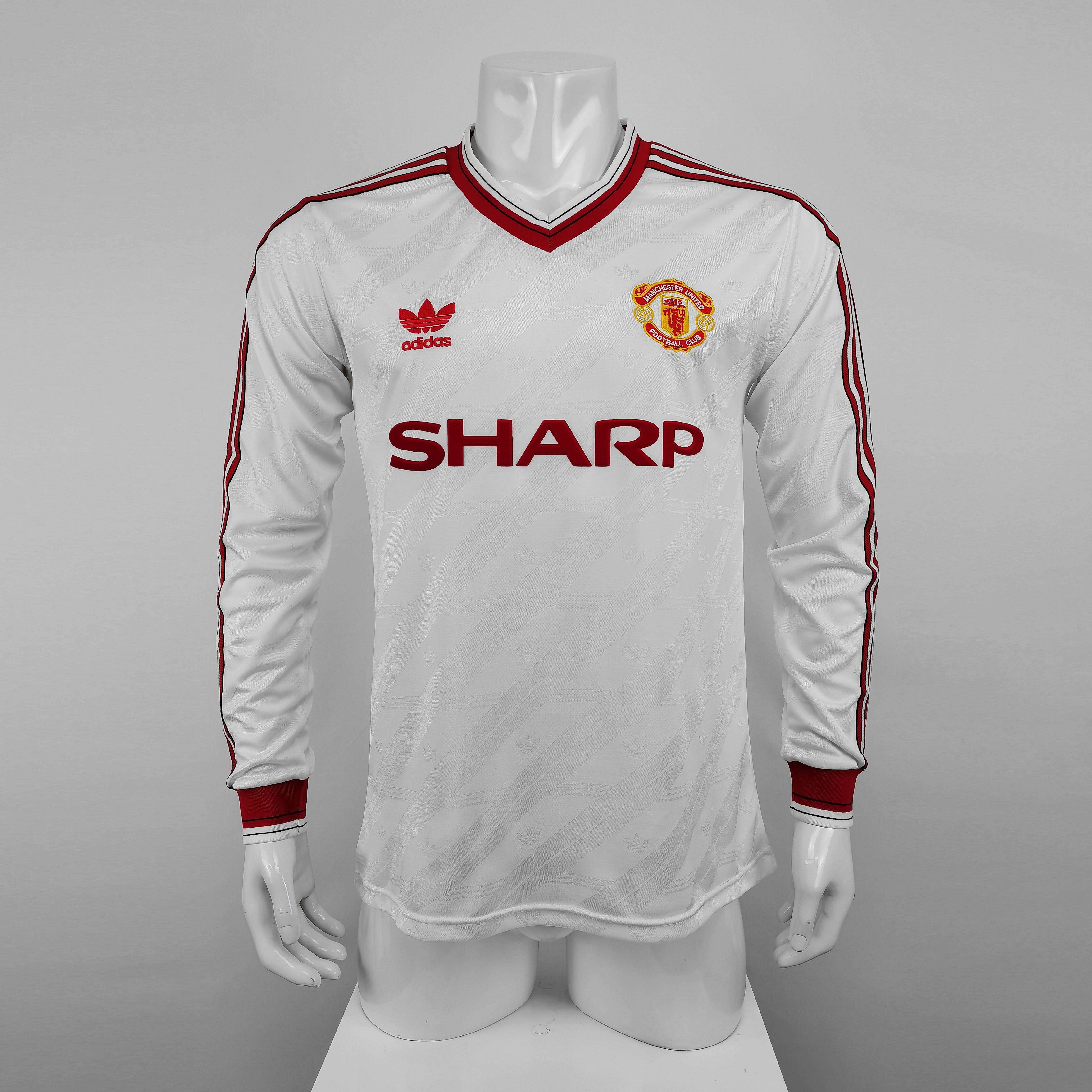 Retro: 1986 M-u white long sleeve S-2XL