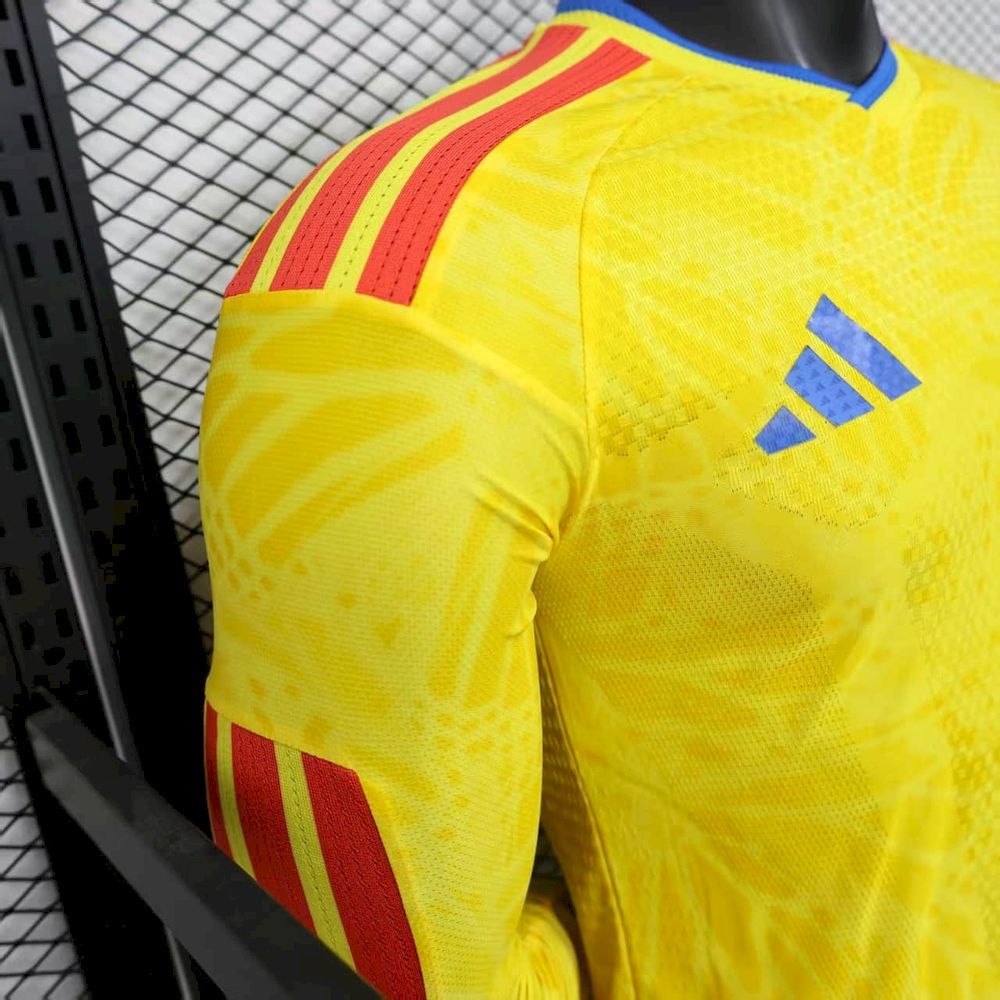 Player Colombia Home Long Sleeve FIFA World Cup 2026 New Season Football Jersey Sports Shirt (5).jpg