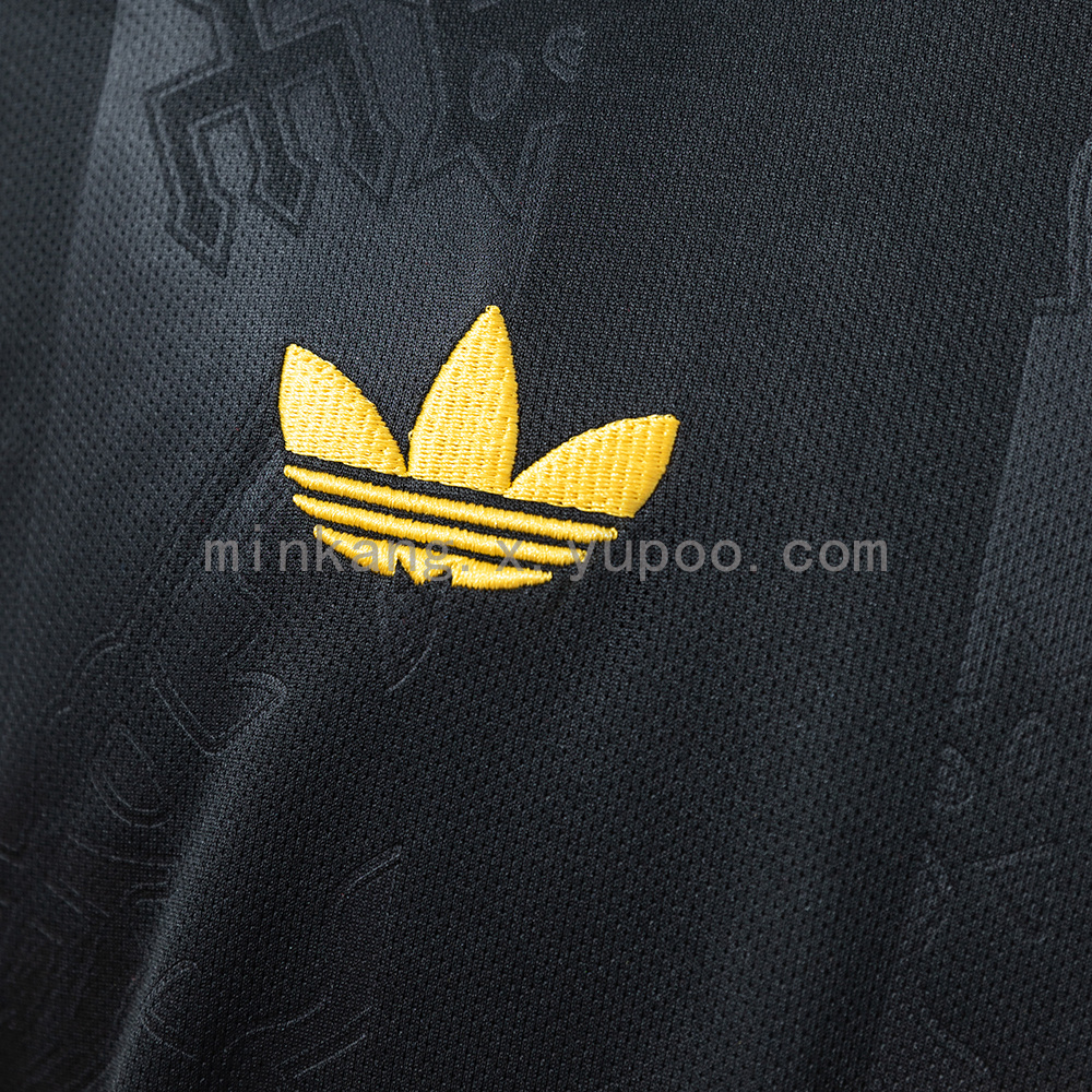 Manchester-United-2526-Third-Away-Long-Sleeve-Jersey-(5).jpg