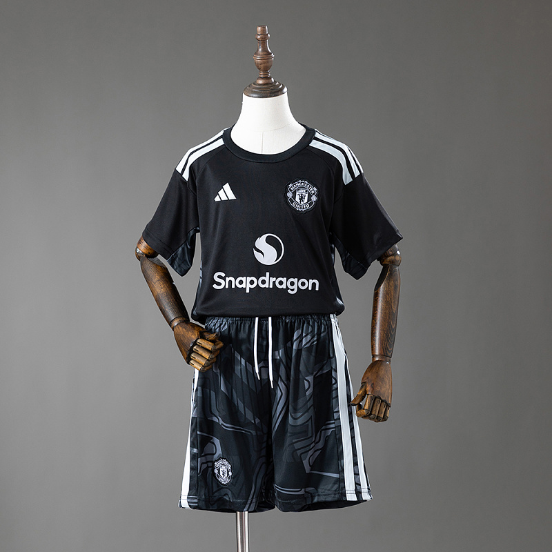 M-U 26/27 Goalkeeper Kids Kit Jersey Size：16-28