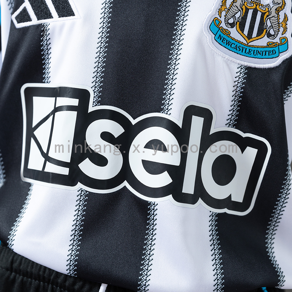 Newcastle-United-2526-Home-Full-kids-kit-Jersey-(7).jpg